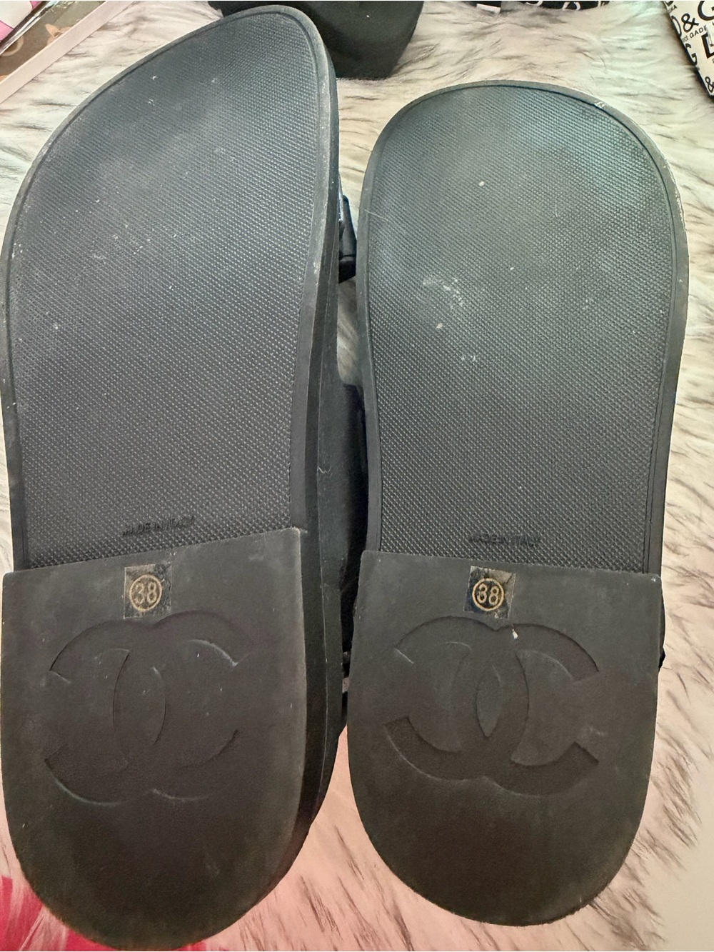 CC Black Logo-Embellished Velcro Strap Sandals. - Picture 2 of 2